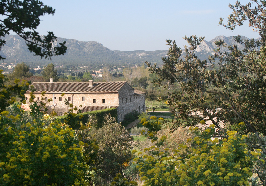 monastere vue alpilles